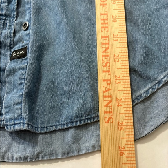 Rails Military Patch Lightweight Chambray Long Sleeve Casual Button Down Shirt - Picture 10 of 13